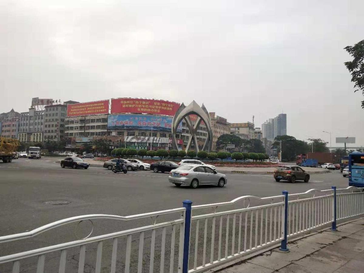 7Days Premium Dongguan Houjie Exhibition Center Shatian Branch Buitenkant foto